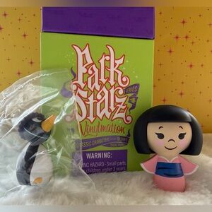 Disney Park Starz Series 4 Vinylmation - It's a Small World Japan Girl & Penguin